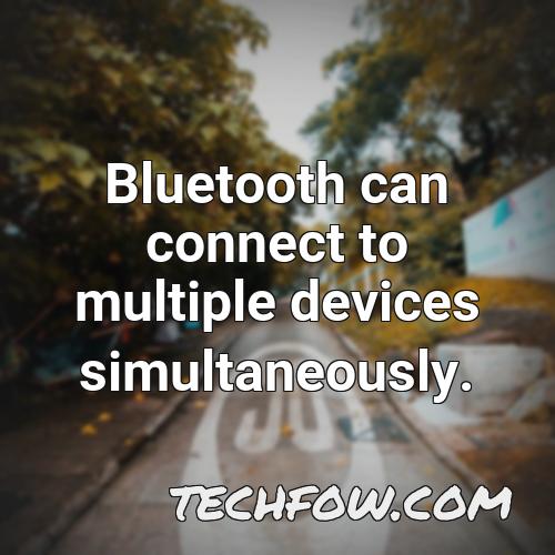 bluetooth can connect to multiple devices simultaneously