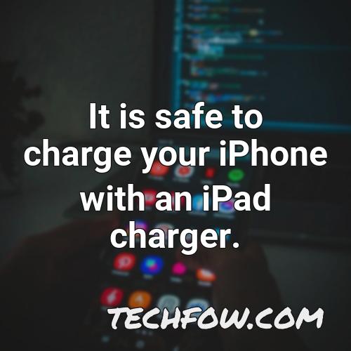 it is safe to charge your iphone with an ipad charger 1