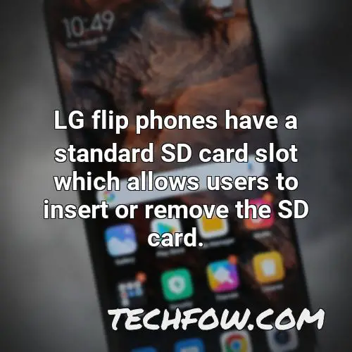 lg flip phones have a standard sd card slot which allows users to insert or remove the sd card