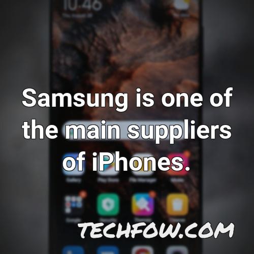 samsung is one of the main suppliers of iphones