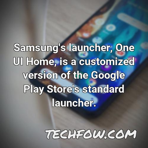 samsung s launcher one ui home is a customized version of the google play store s standard launcher