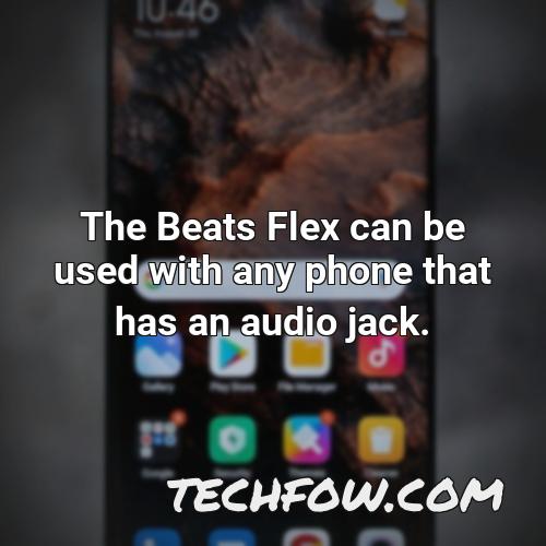 the beats flex can be used with any phone that has an audio jack