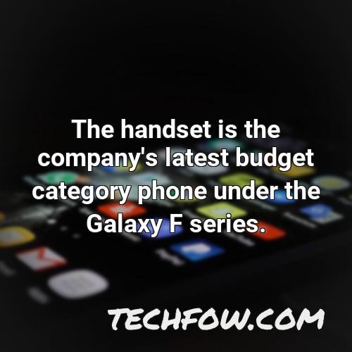 the handset is the company s latest budget category phone under the galaxy f series