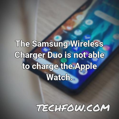 the samsung wireless charger duo is not able to charge the apple watch