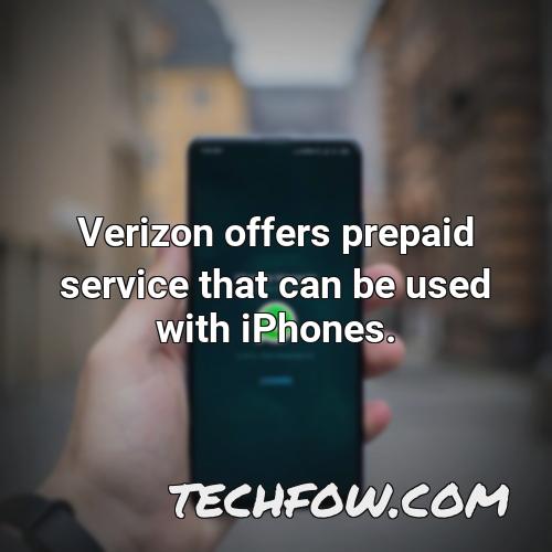 verizon offers prepaid service that can be used with iphones