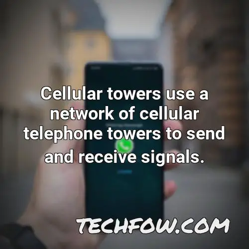 cellular towers use a network of cellular telephone towers to send and receive signals
