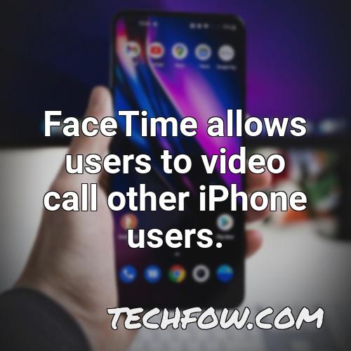 facetime allows users to video call other iphone users