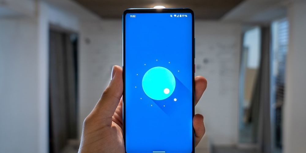 can t send text from iphone to android