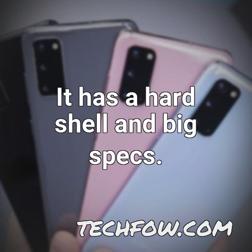 it has a hard shell and big specs