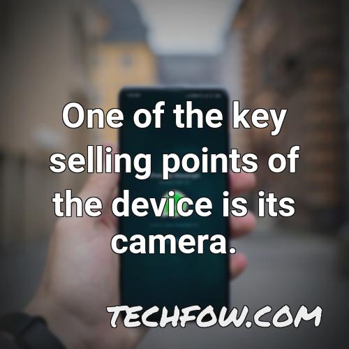 one of the key selling points of the device is its camera