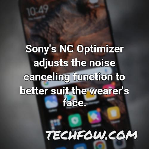 sony s nc optimizer adjusts the noise canceling function to better suit the wearer s face