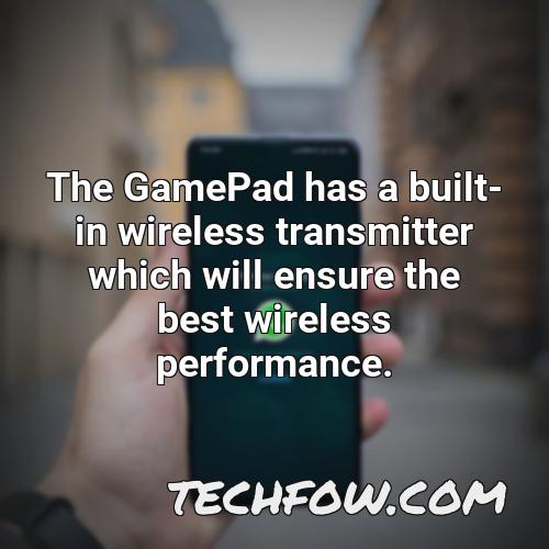 the gamepad has a built in wireless transmitter which will ensure the best wireless performance
