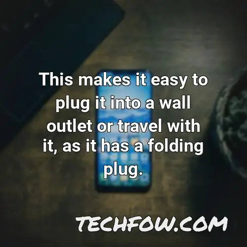 this makes it easy to plug it into a wall outlet or travel with it as it has a folding plug