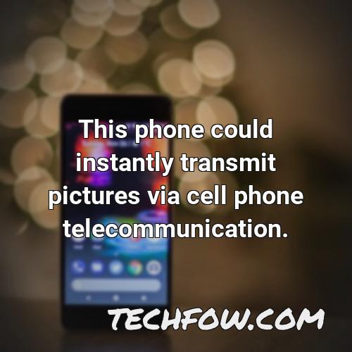this phone could instantly transmit pictures via cell phone telecommunication