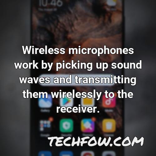 wireless microphones work by picking up sound waves and transmitting them wirelessly to the receiver
